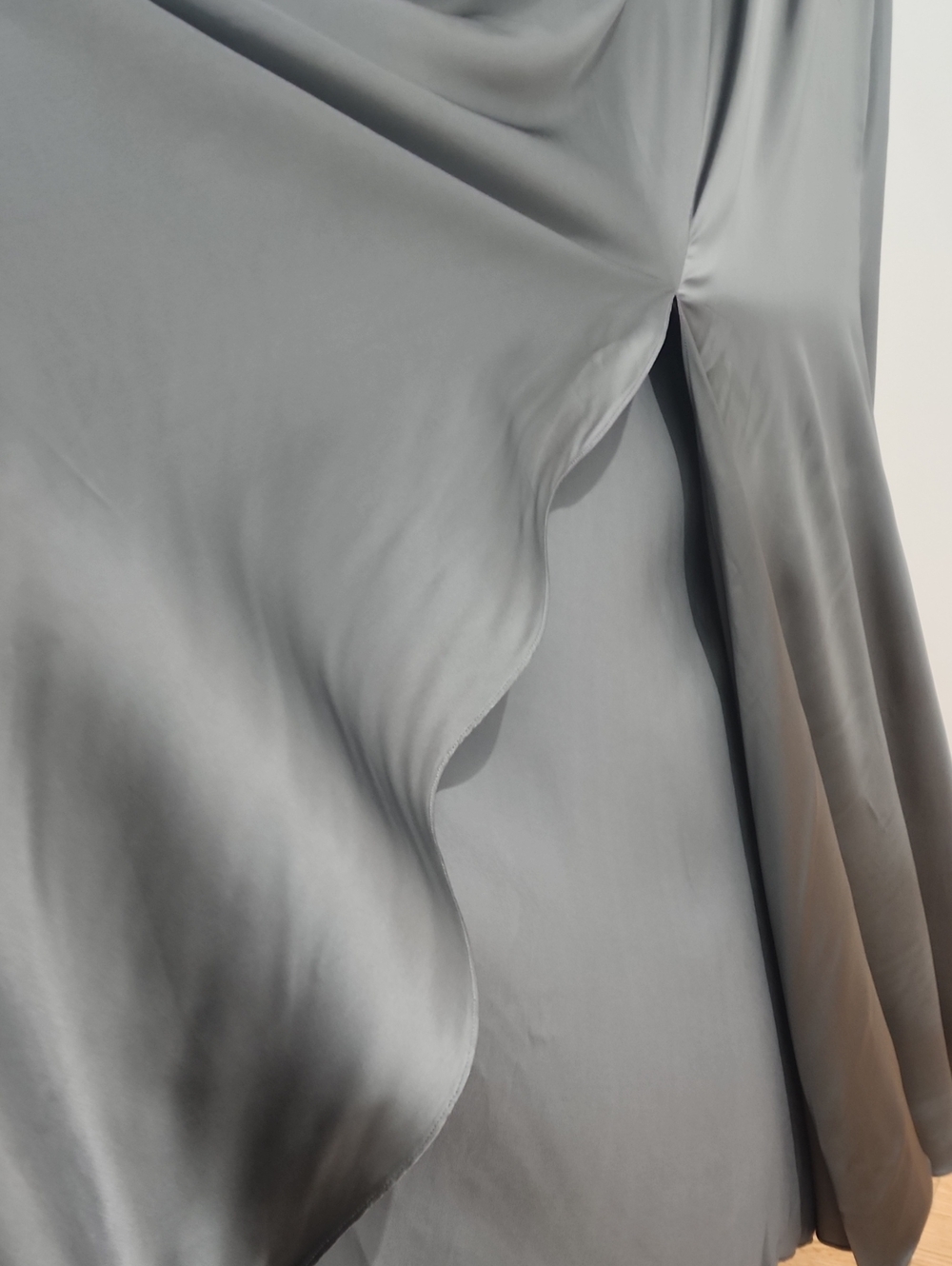 Jacquemus La Robe Mentalo Satin-Twill Long Dress (SZ 42) - Picture 10 of 16